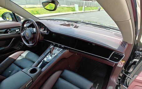Porsche Panamera II рестайлинг, 2015 год, 4 000 000 рублей, 15 фотография