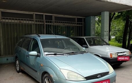 Ford Focus IV, 2001 год, 235 000 рублей, 2 фотография