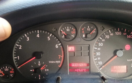 Audi A6, 1997 год, 220 000 рублей, 12 фотография