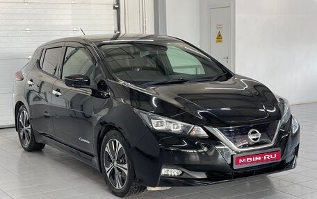 Nissan Leaf II, 2018 год, 1 449 000 рублей, 1 фотография