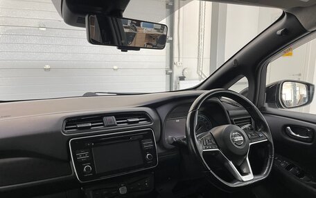 Nissan Leaf II, 2018 год, 1 449 000 рублей, 10 фотография