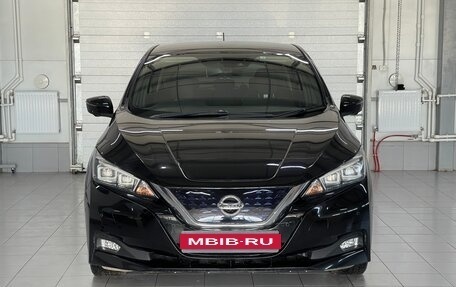 Nissan Leaf II, 2018 год, 1 449 000 рублей, 2 фотография
