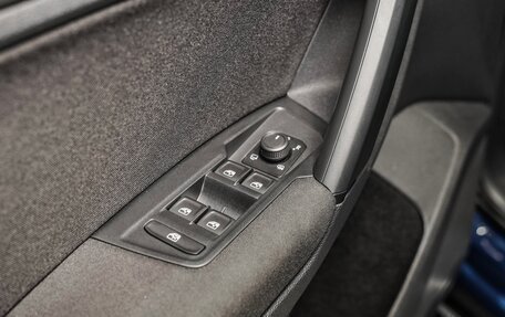 Volkswagen Tiguan II, 2021 год, 3 350 000 рублей, 16 фотография
