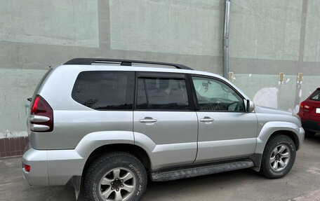 Toyota Land Cruiser Prado 120 рестайлинг, 2008 год, 2 300 000 рублей, 9 фотография