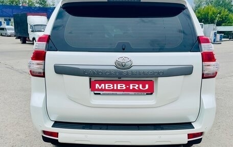Toyota Land Cruiser Prado 150 рестайлинг 2, 2014 год, 3 950 000 рублей, 4 фотография