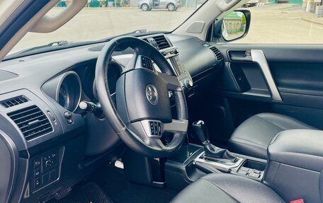 Toyota Land Cruiser Prado 150 рестайлинг 2, 2014 год, 3 950 000 рублей, 9 фотография