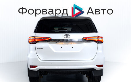 Toyota Fortuner II, 2020 год, 4 500 000 рублей, 6 фотография