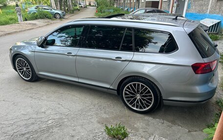 Volkswagen Passat B8 рестайлинг, 2018 год, 2 700 000 рублей, 2 фотография