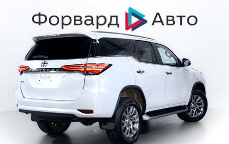 Toyota Fortuner II, 2020 год, 4 500 000 рублей, 7 фотография
