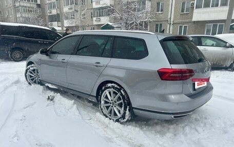 Volkswagen Passat B8 рестайлинг, 2018 год, 2 700 000 рублей, 7 фотография