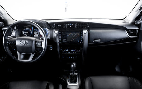 Toyota Fortuner II, 2020 год, 4 500 000 рублей, 13 фотография