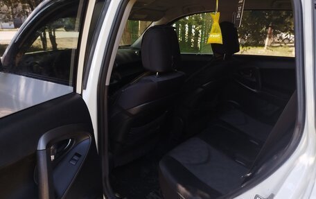 Toyota RAV4, 2010 год, 1 670 000 рублей, 9 фотография