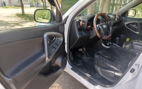 Toyota RAV4, 2010 год, 1 670 000 рублей, 4 фотография