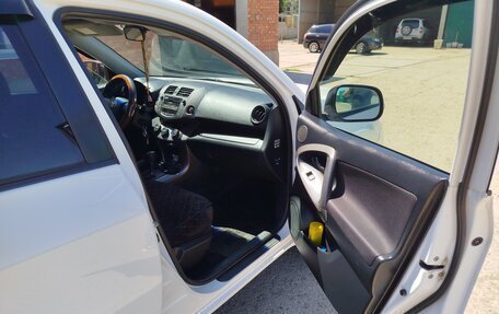 Toyota RAV4, 2010 год, 1 670 000 рублей, 12 фотография