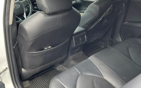 Toyota Camry, 2021 год, 3 400 000 рублей, 6 фотография