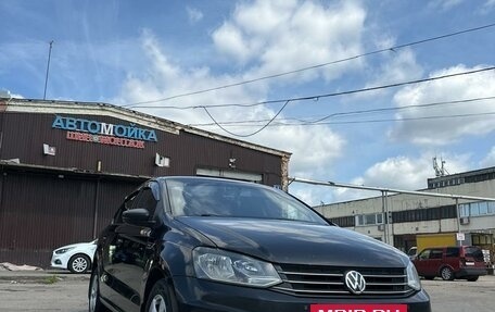 Volkswagen Polo VI (EU Market), 2019 год, 1 100 000 рублей, 2 фотография
