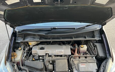 Toyota Prius, 2012 год, 1 350 000 рублей, 10 фотография