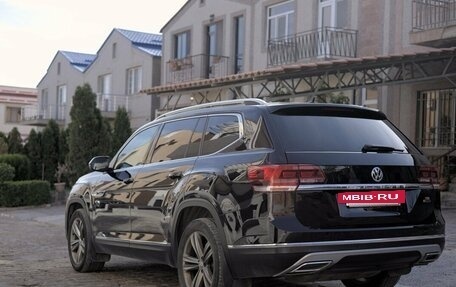 Volkswagen Teramont I, 2018 год, 4 250 000 рублей, 7 фотография