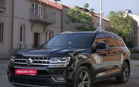 Volkswagen Teramont I, 2018 год, 4 250 000 рублей, 9 фотография