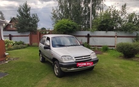 Chevrolet Niva I рестайлинг, 2004 год, 190 000 рублей, 2 фотография