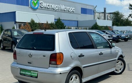 Volkswagen Polo III рестайлинг, 2001 год, 249 000 рублей, 3 фотография