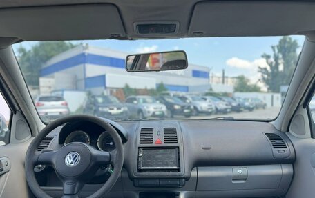 Volkswagen Polo III рестайлинг, 2001 год, 249 000 рублей, 13 фотография