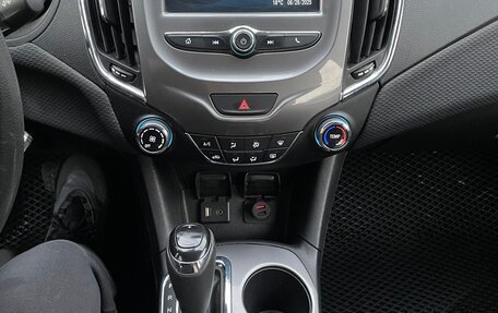 Chevrolet Cruze II, 2016 год, 950 000 рублей, 18 фотография