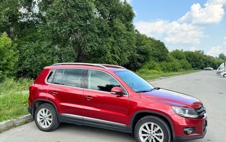 Volkswagen Tiguan I, 2011 год, 1 350 000 рублей, 2 фотография