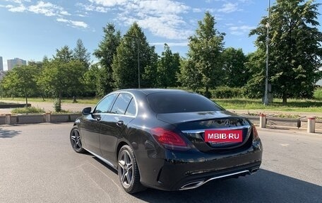 Mercedes-Benz C-Класс, 2018 год, 3 500 000 рублей, 4 фотография