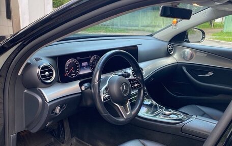 Mercedes-Benz E-Класс, 2019 год, 3 790 000 рублей, 7 фотография
