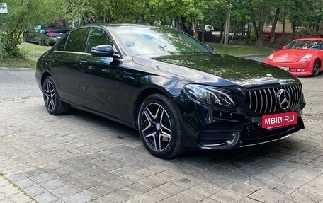 Mercedes-Benz E-Класс, 2019 год, 3 790 000 рублей, 2 фотография