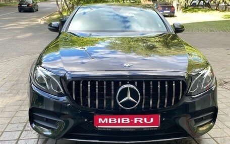 Mercedes-Benz E-Класс, 2019 год, 3 790 000 рублей, 3 фотография
