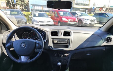 Renault Sandero II рестайлинг, 2015 год, 1 045 000 рублей, 11 фотография