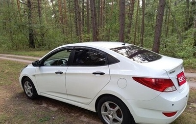 Hyundai Solaris II рестайлинг, 2013 год, 780 000 рублей, 1 фотография