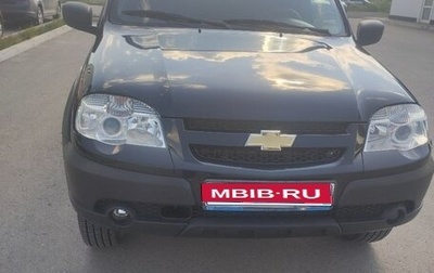 Chevrolet Niva I рестайлинг, 2017 год, 750 000 рублей, 1 фотография