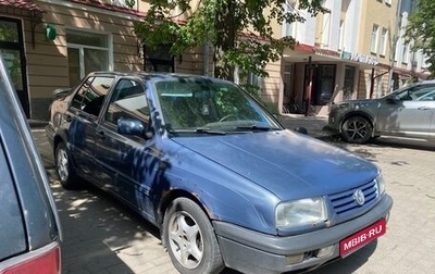 Volkswagen Vento, 1994 год, 140 000 рублей, 1 фотография