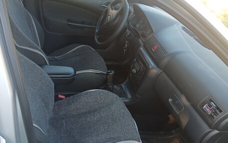 Skoda Octavia, 2008 год, 500 000 рублей, 4 фотография