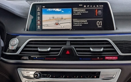 BMW 7 серия, 2019 год, 5 600 000 рублей, 17 фотография