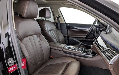 BMW 7 серия, 2019 год, 5 600 000 рублей, 24 фотография