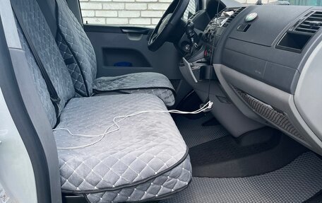 Volkswagen Transporter T5 рестайлинг, 2008 год, 1 800 000 рублей, 7 фотография