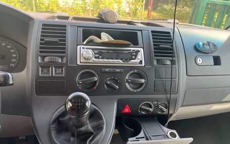Volkswagen Transporter T5 рестайлинг, 2008 год, 1 800 000 рублей, 12 фотография