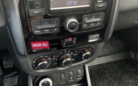 Renault Duster I рестайлинг, 2015 год, 990 000 рублей, 7 фотография
