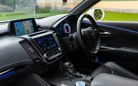 Toyota Crown, 2018 год, 3 330 000 рублей, 8 фотография
