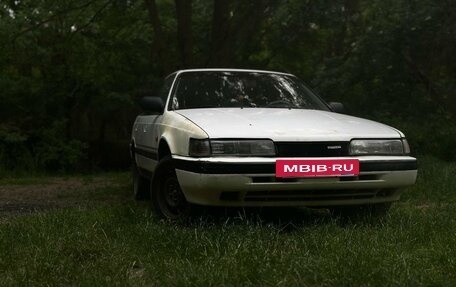 Mazda 626, 1990 год, 135 000 рублей, 3 фотография