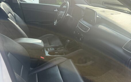 Hyundai Tucson III, 2019 год, 2 350 000 рублей, 6 фотография