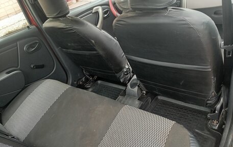 Renault Logan I, 2012 год, 550 000 рублей, 6 фотография