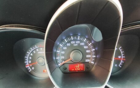 KIA Rio III рестайлинг, 2013 год, 900 000 рублей, 8 фотография