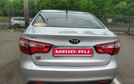 KIA Rio III рестайлинг, 2013 год, 900 000 рублей, 2 фотография