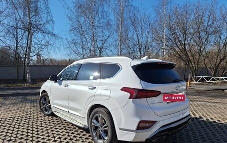 Hyundai Santa Fe IV, 2019 год, 3 600 000 рублей, 4 фотография