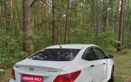 Hyundai Solaris II рестайлинг, 2013 год, 780 000 рублей, 5 фотография